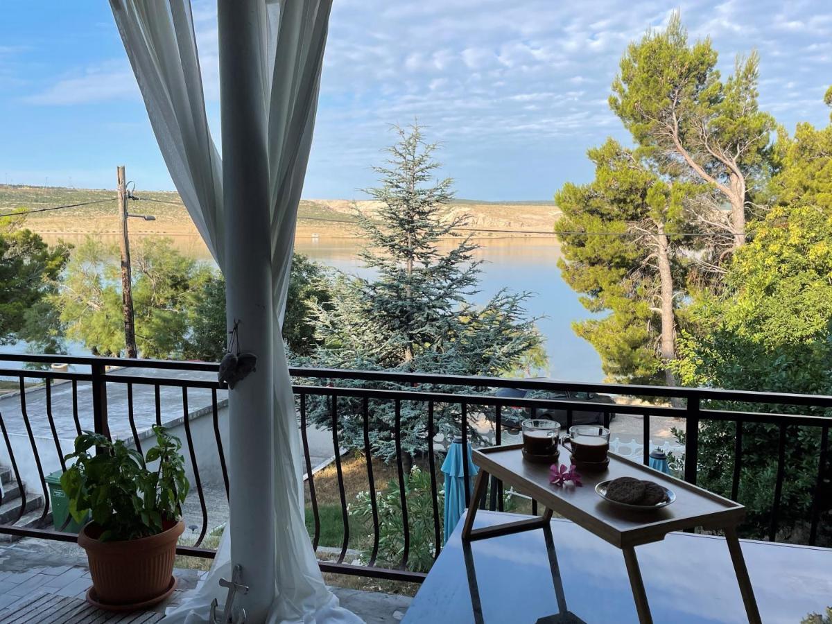 Beach House Valerija โรวานิสกา ภายนอก รูปภาพ
