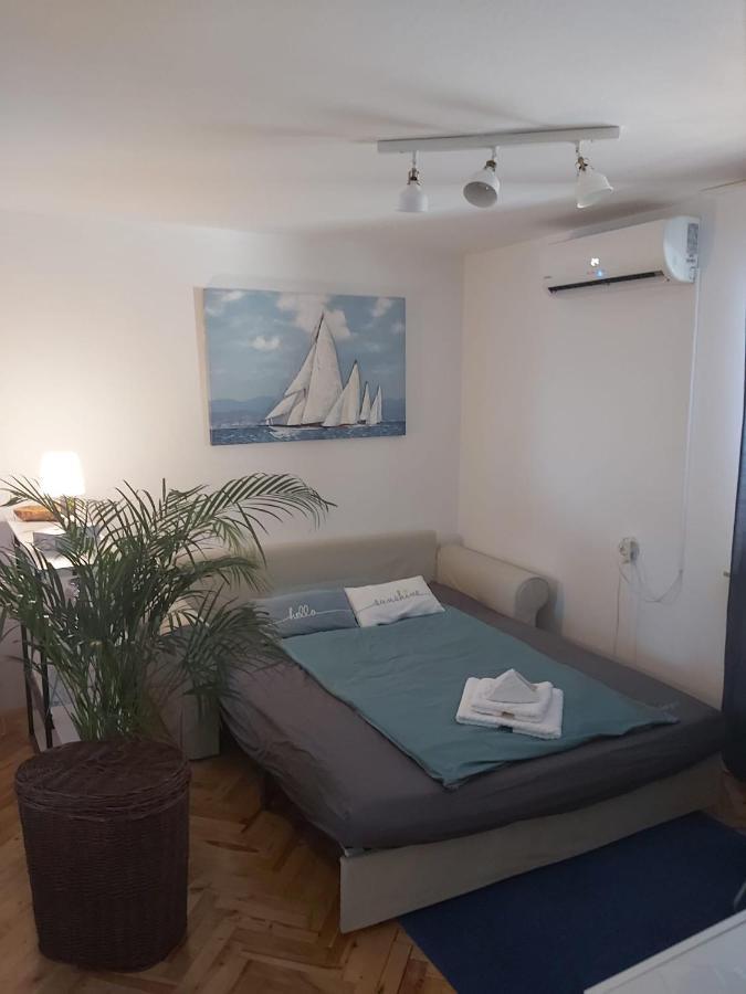 Beach House Valerija โรวานิสกา ภายนอก รูปภาพ